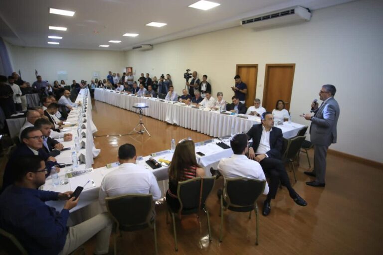 Leia mais sobre o artigo <strong>AMVALE recebe Vice-Governador em reunião do 1º aniversário da Associação</strong>