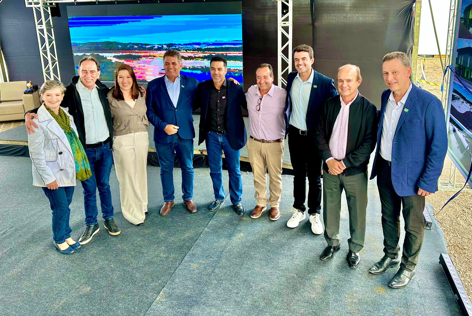 No momento, você está visualizando Prefeitos(as) recebem o Vice-Presidente da República Alckmin na região