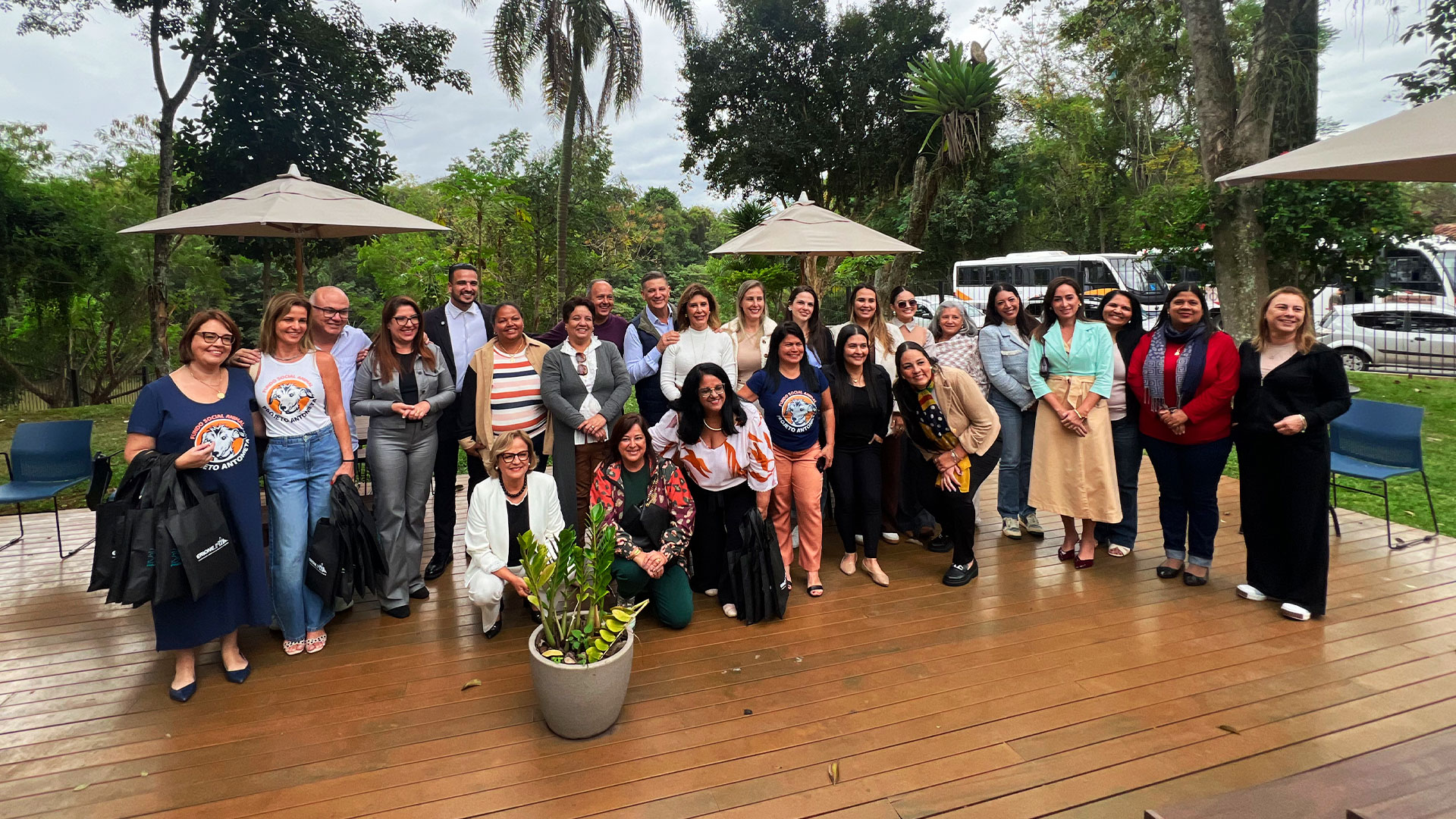 Leia mais sobre o artigo Pindamonhangaba sedia encontro regional da CT AMVALE Mulher